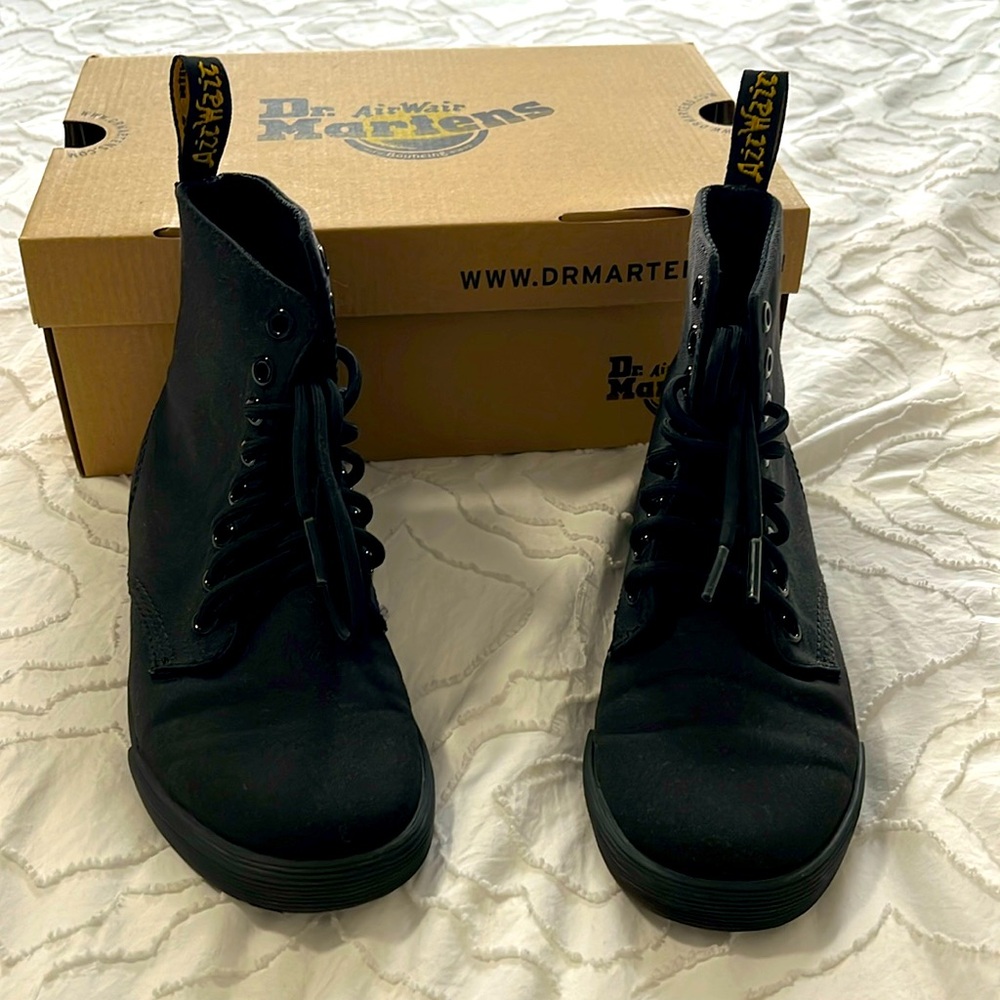 Dr. Martens Sheridan Canvas